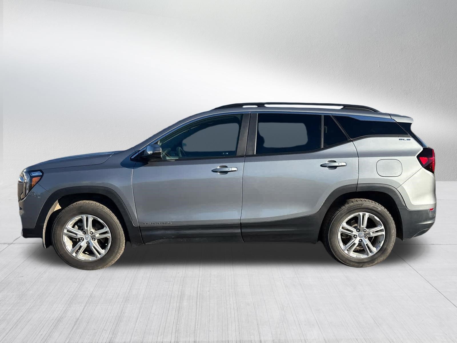 Used 2023 GMC Terrain SLE w/ Driver Convenience Package AWD/4WD image 8
