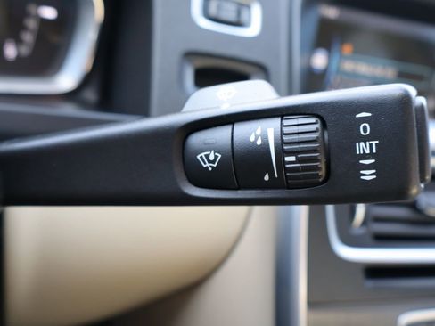 Used 2015 Volvo S60 T5 Premier image 33