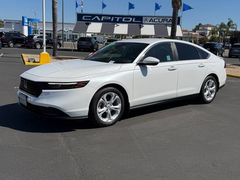 Used 2025 Honda Accord LX image 4