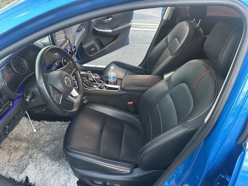 Used 2023 Nissan Sentra SR w/ SR Premium Package image 5