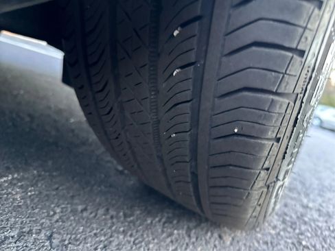 Used 2019 Volvo S60 T6 Momentum w/ Premium Package image 15