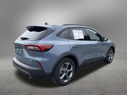 Used 2025 Ford Escape ST-Line w/ Equipment Group 301A image 4