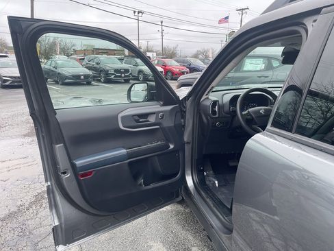 Used 2023 Ford Bronco Sport Outer Banks w/ Tech Package image 9