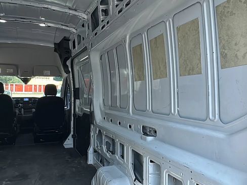 Used 2021 Ford Transit 250 148 High Roof Extended RWD image 30