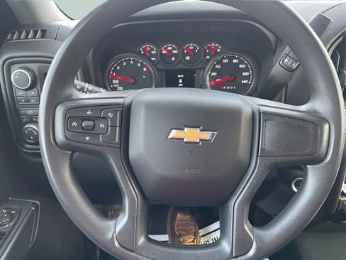Used 2022 Chevrolet Silverado 1500 Custom image 13