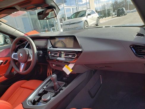 New 2026 BMW Z4 M40i w/ Premium Package image 8