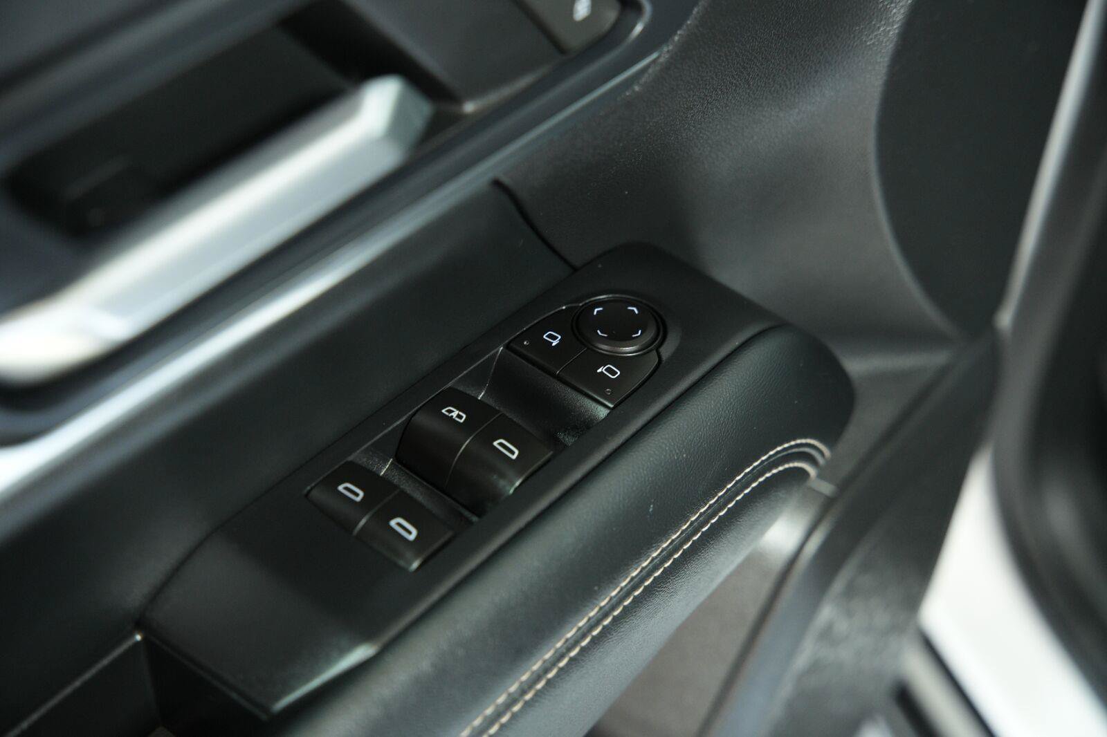 Certified 2026 GMC Terrain Elevation FWD image 33