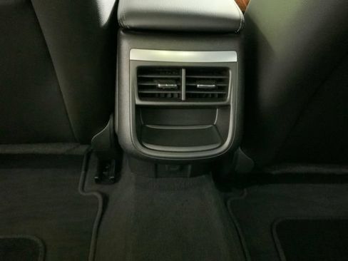 Used 2018 Chevrolet Impala LT FWD image 26