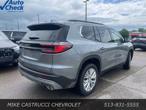 Used 2026 GMC Acadia Elevation w/ Elevation Premium Package AWD/4WD image 3