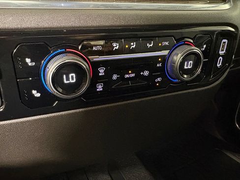Used 2025 Chevrolet Silverado 1500 LT w/ LPO, Dark Essentials Package RWD image 32