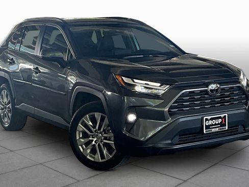 Used 2024 Toyota RAV4 XLE Premium FWD image 2