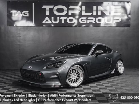 Used 2023 Toyota GR86 RWD image 1