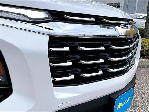 Used 2026 Chevrolet Equinox LT AWD/4WD image 30