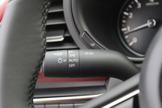 New 2026 MAZDA MAZDA3 2.5 S Hatchback w/ Premium Pkg FWD image 16