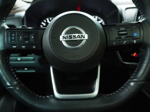 Used 2021 Nissan Rogue SV w/ Premium Package AWD/4WD image 18