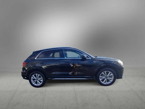 Certified 2025 Audi Q3 2.0T Premium w/ Convenience Package image 8