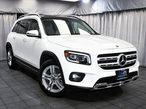 Used 2022 Mercedes-Benz GLB 250 4MATIC image 3