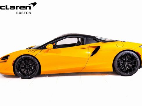 New 2026 McLaren Artura Spider image 3