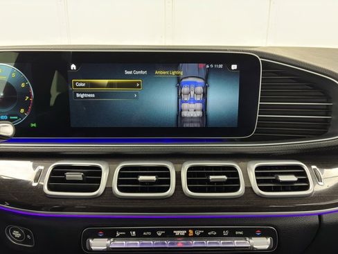 Used 2022 Mercedes-Benz GLS 450 4MATIC image 22