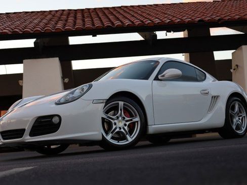 Used 2009 Porsche Cayman S image 3