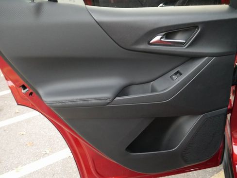 New 2026 Chevrolet Equinox LT image 31