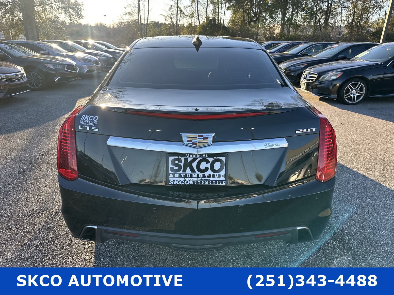Used 2018 Cadillac CTS Sedan RWD image 4
