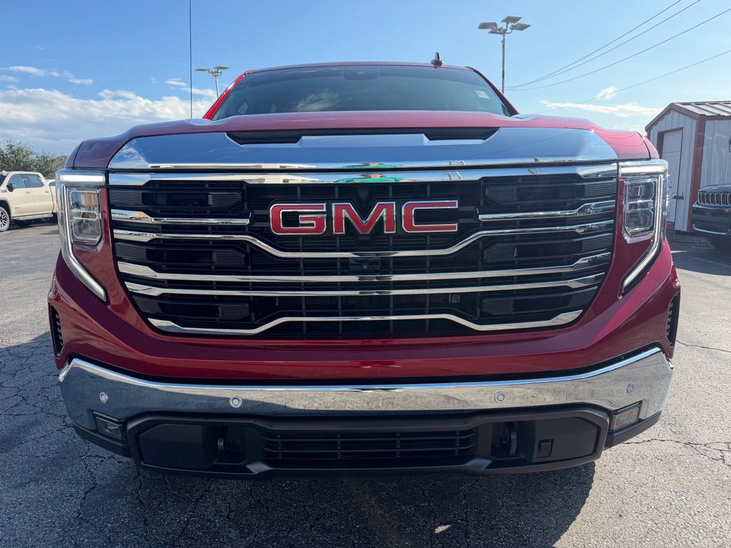 Used 2026 GMC Sierra 1500 SLT w/ SLT Premium Plus Package AWD/4WD image 8
