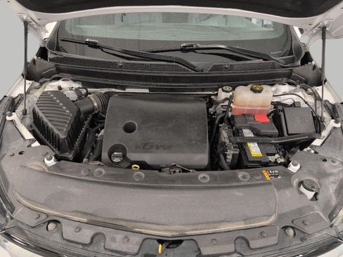 Used 2023 Buick Enclave Essence w/ Experience Buick Package AWD/4WD image 9