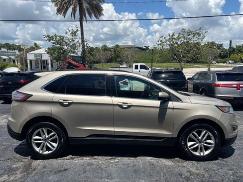 Used 2017 Ford Edge SEL w/ Class II Trailer Tow Package AWD/4WD image 6