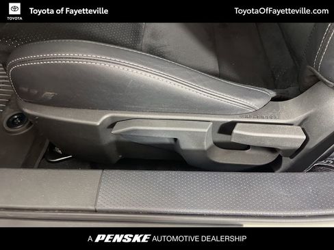 Used 2024 Toyota GR86 Premium image 22