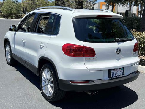 Used 2015 Volkswagen Tiguan SEL FWD image 2