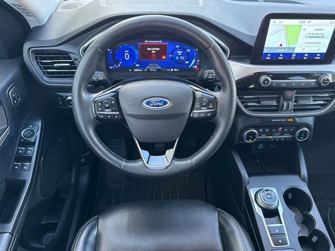 Used 2022 Ford Escape SEL w/ Technology Package image 30