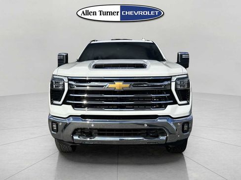 New 2026 Chevrolet Silverado 2500 LTZ w/ LTZ Premium Package image 2
