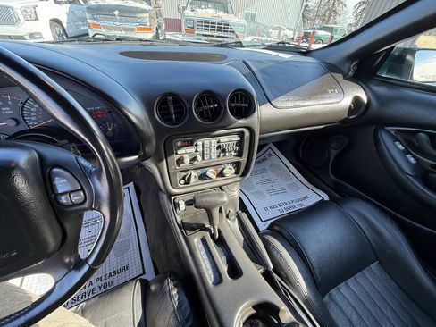 Used 2001 Pontiac Firebird Trans Am RWD image 15
