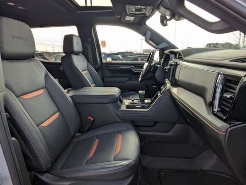 Certified 2024 GMC Sierra 1500 AT4 w/ Technology Package image 10