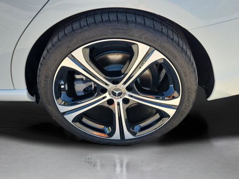 Certified 2025 Mercedes-Benz C 300 Sedan image 5