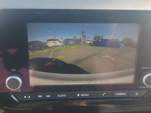 Used 2024 Nissan Pathfinder SV AWD/4WD image 35