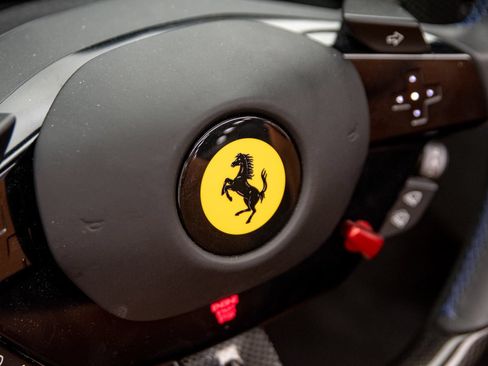 Used 2025 Ferrari Roma Spider RWD image 25