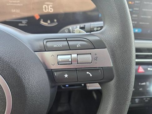 Used 2025 Hyundai Sonata SEL FWD image 21
