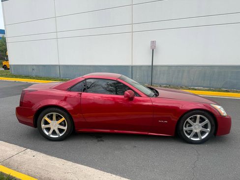Used 2004 Cadillac XLR RWD image 17