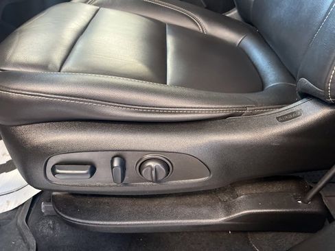 Used 2024 Chevrolet Traverse LT w/ LPO, Floor Liner Package image 24