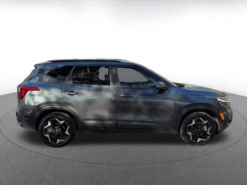 Used 2025 Kia Seltos S image 16