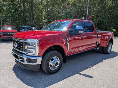 Used 2024 Ford F350 Lariat w/ Lariat Ultimate Package AWD/4WD image 8