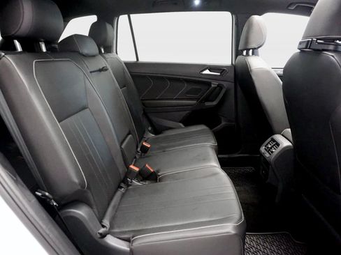 Used 2023 Volkswagen Tiguan SE R-Line FWD image 19