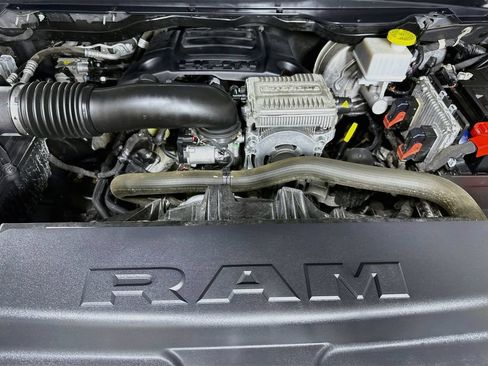 Used 2022 RAM 1500 Big Horn AWD/4WD image 37