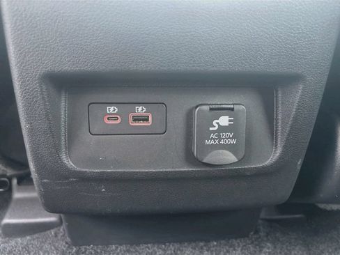 Used 2023 Nissan Frontier SV w/ SV Premium Package AWD/4WD image 29