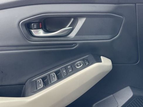 Used 2025 Honda Accord SE image 22