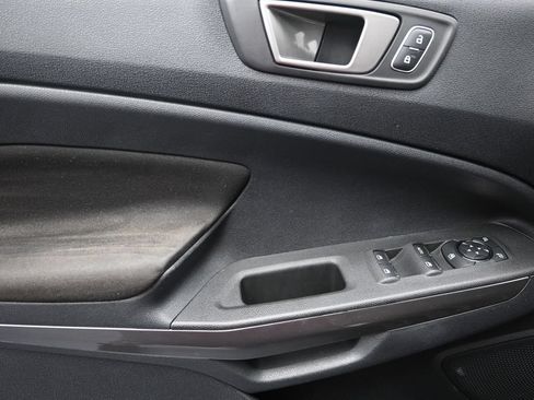 Used 2020 Ford EcoSport SE FWD image 19