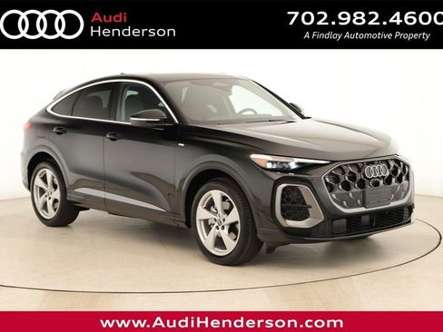 New 2025 Audi Q5 Prestige image 1