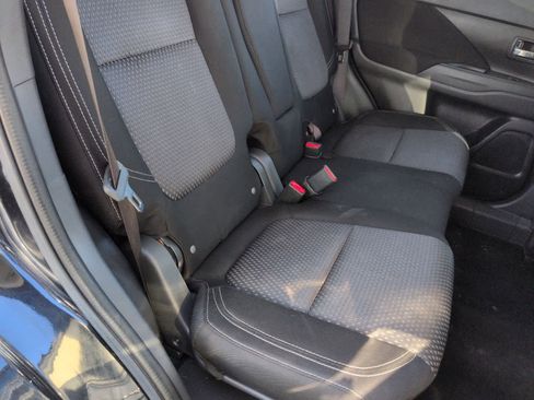 Used 2019 Mitsubishi Outlander ES image 21